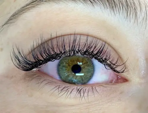 Short Classic Lashes for a Stunning Look
